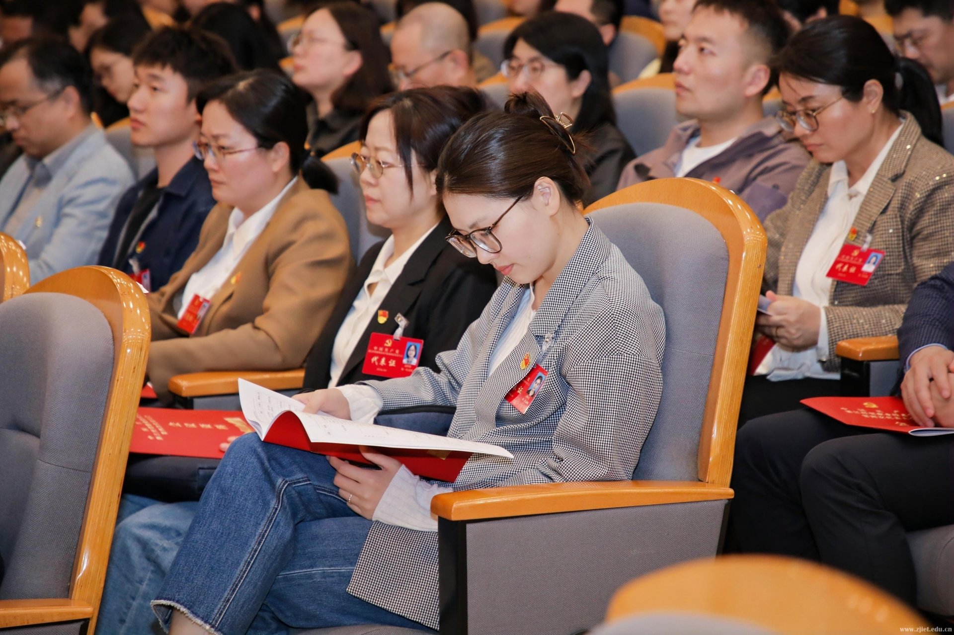 经贸何为”时代命题的关键时期